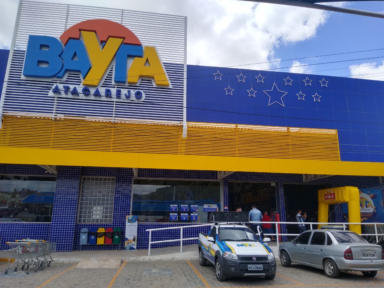 Pesqueira: Bayta Atacarejo completou 1 ano com grande festa