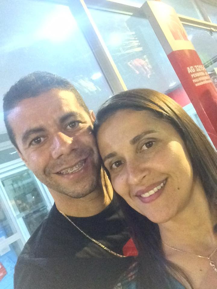 TONNY E A ESPOSA