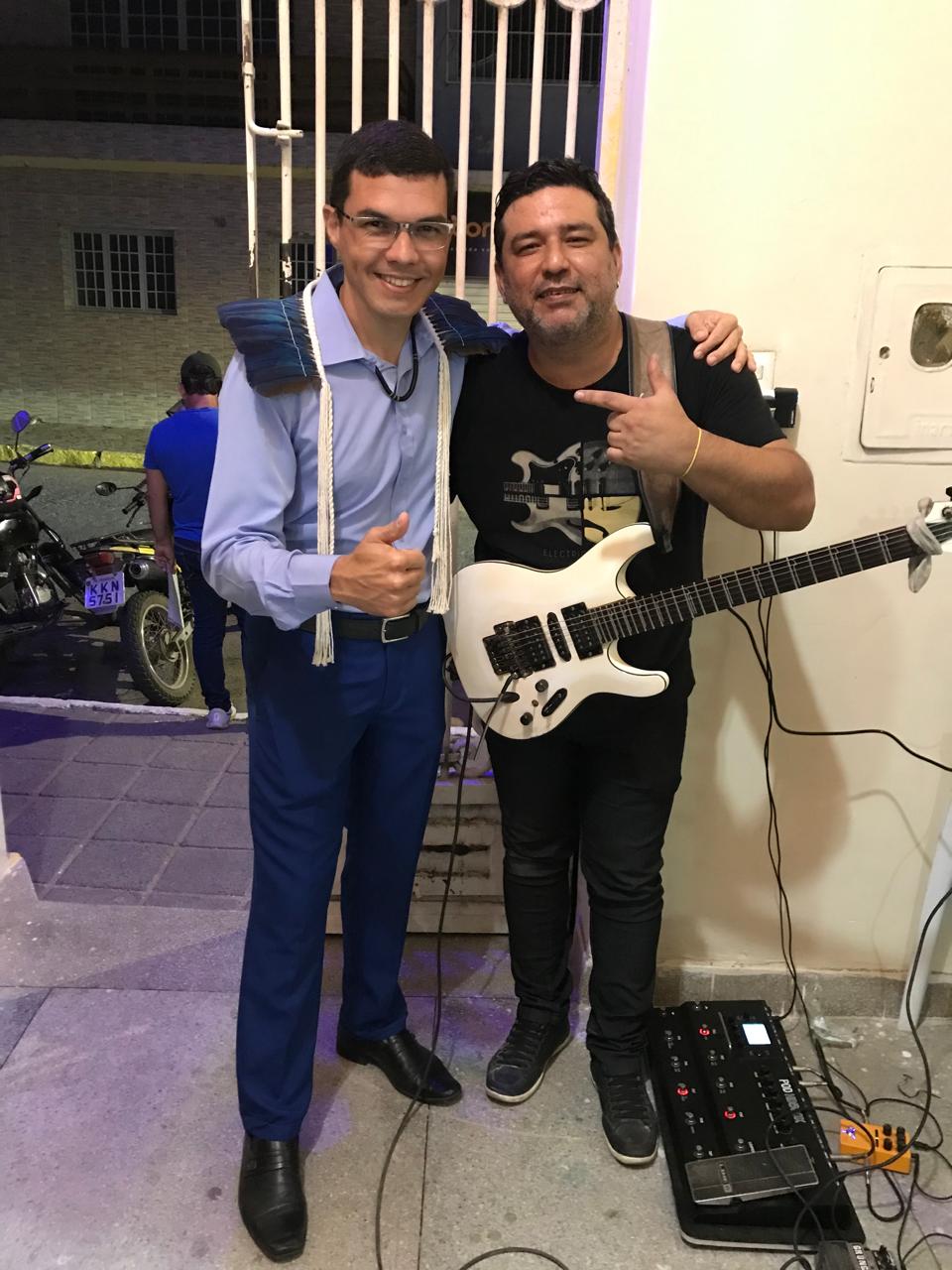 CARLOS